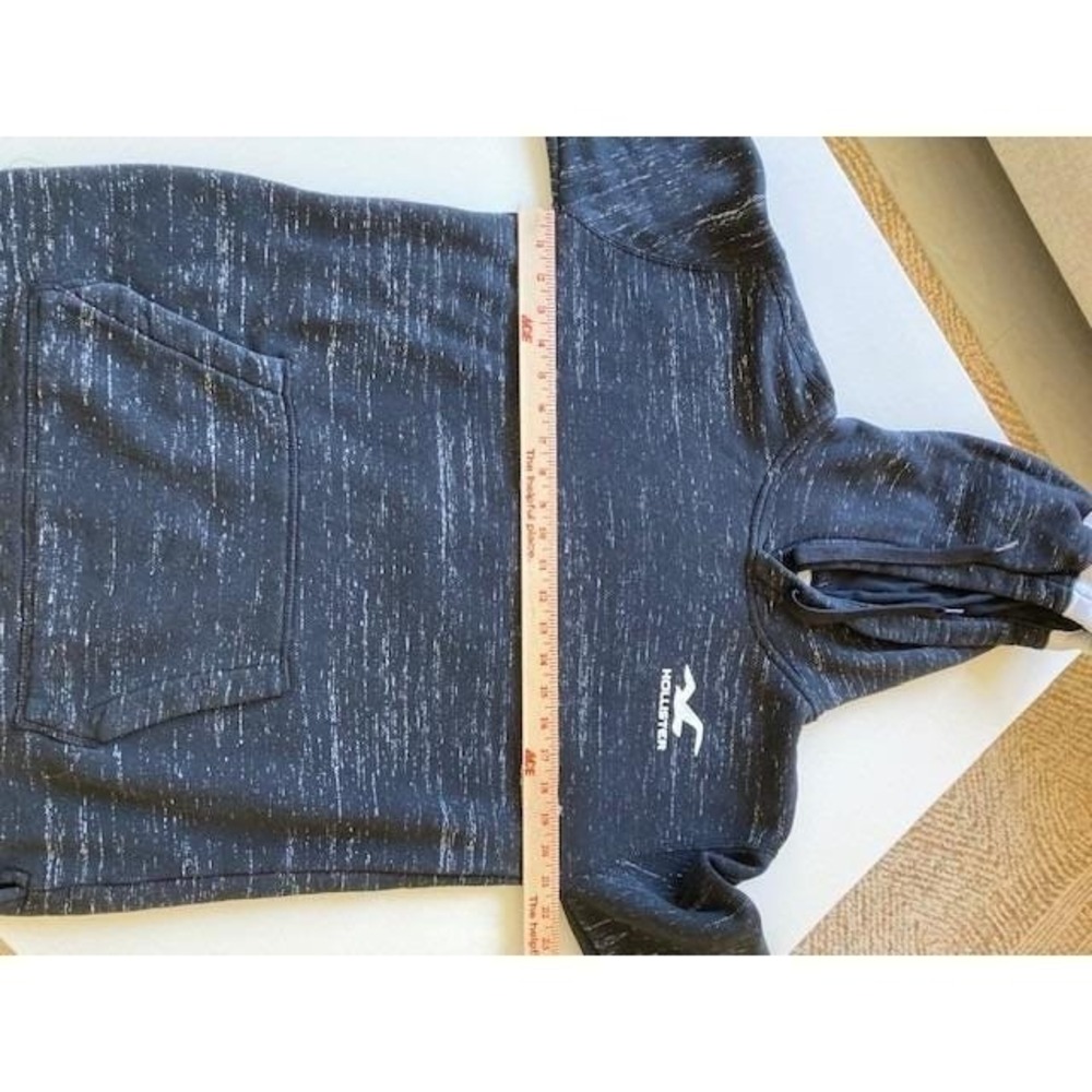 Hollister Hoodie With Large Spell Out  Brand Down The Back Color Black  White - Picture 4 of 6